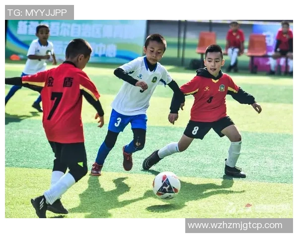 足球明星纷纷迎来新生儿子未来小球员的崛起与期待